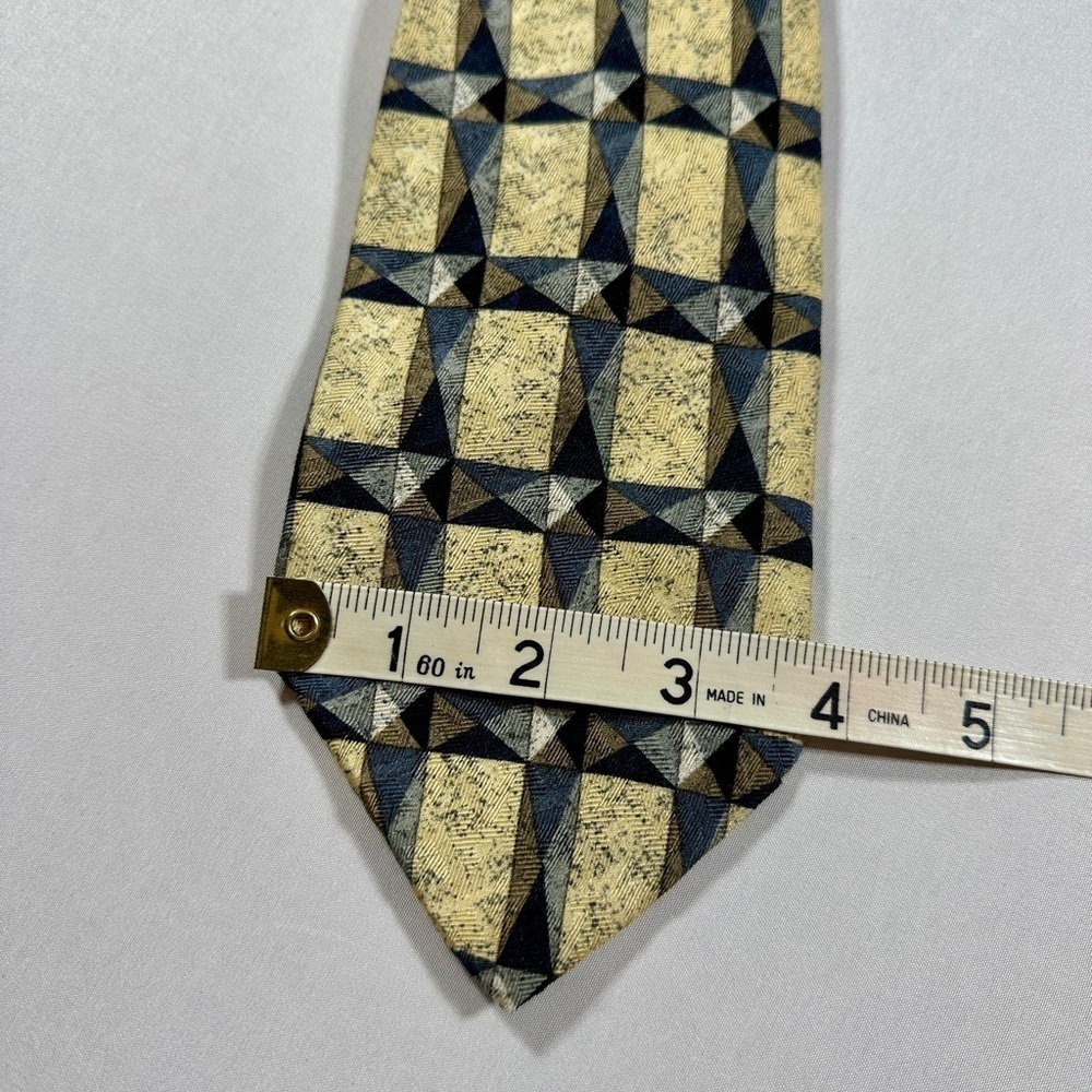 Men’s XMI Silk Necktie​​​​ - Picture 3 of 4